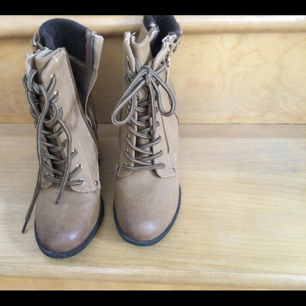 Call It Spring Ladies Booties - Picture 7 of 8